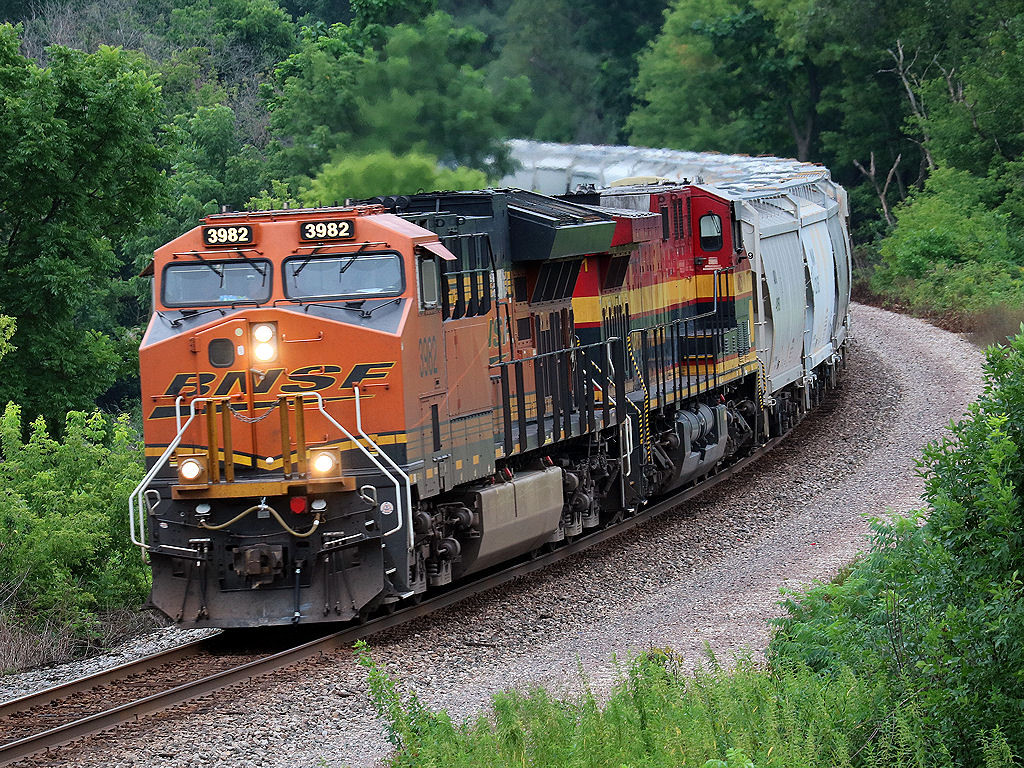 BNSF 3982